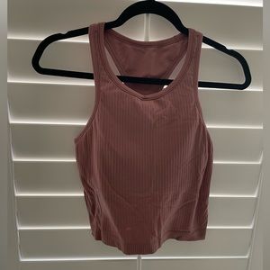 Lululemon ebb to street top